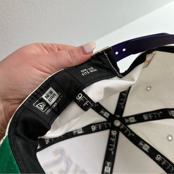 NWT 9Fifty Los Angeles Lakers NBA SnapBack Hat - Picture 4 of 6